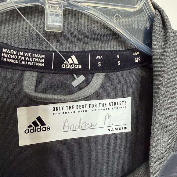 Men or Women Adidas Gray Miami Hurricanes Full-Zip Jacket Sz Small - Picture 4 of 4